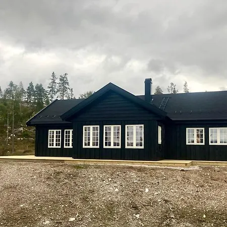 New Cabin With Mountain And Trailbiking And Ski In Ski Out Right Outside The Door
